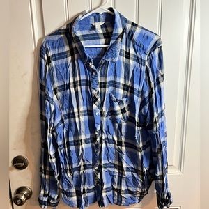Button down top size 22/24W